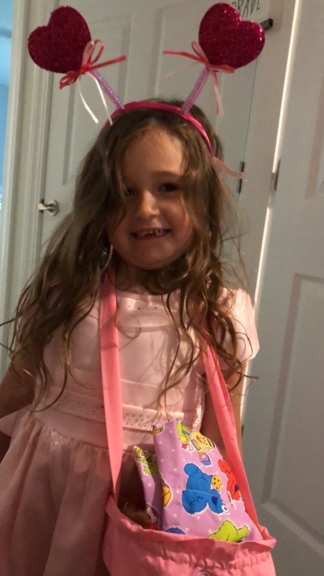 004D6BD6-8492-4613-99C7-C16A61E3135B